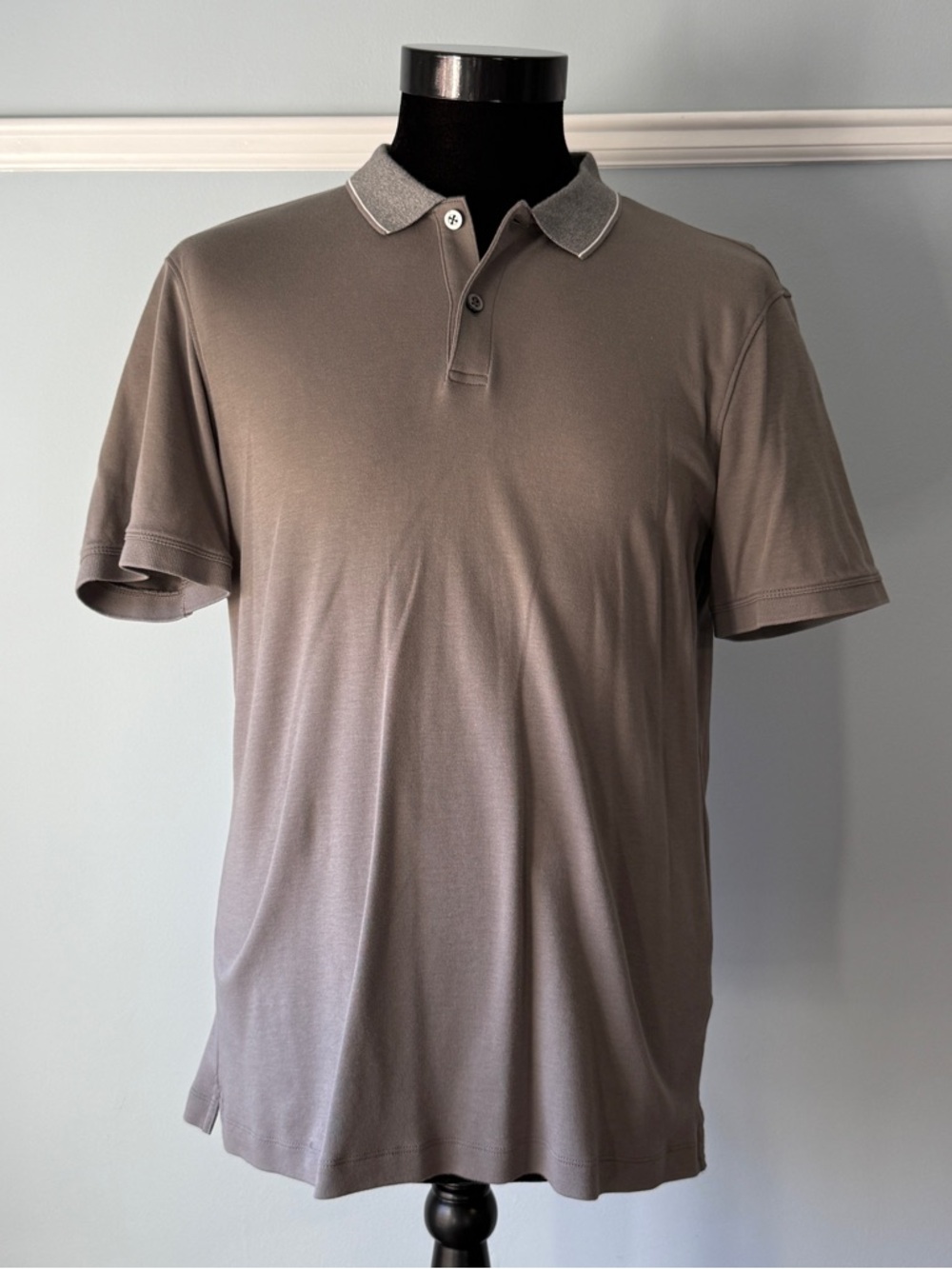 Banana Republic Men's Gray Polo with Light Gray Contrast Collar